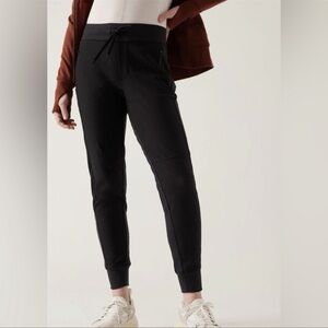 Athleta Headlands Hybrid Trek Jogger